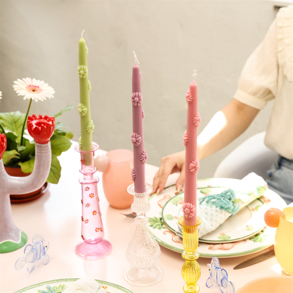 Bowan Nicole Daisy Bloem Taper - Candle Supplies Shop recensie en prijs
